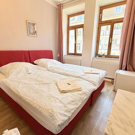 Pension Casa Tempora Мюнхен Екстер'єр фото