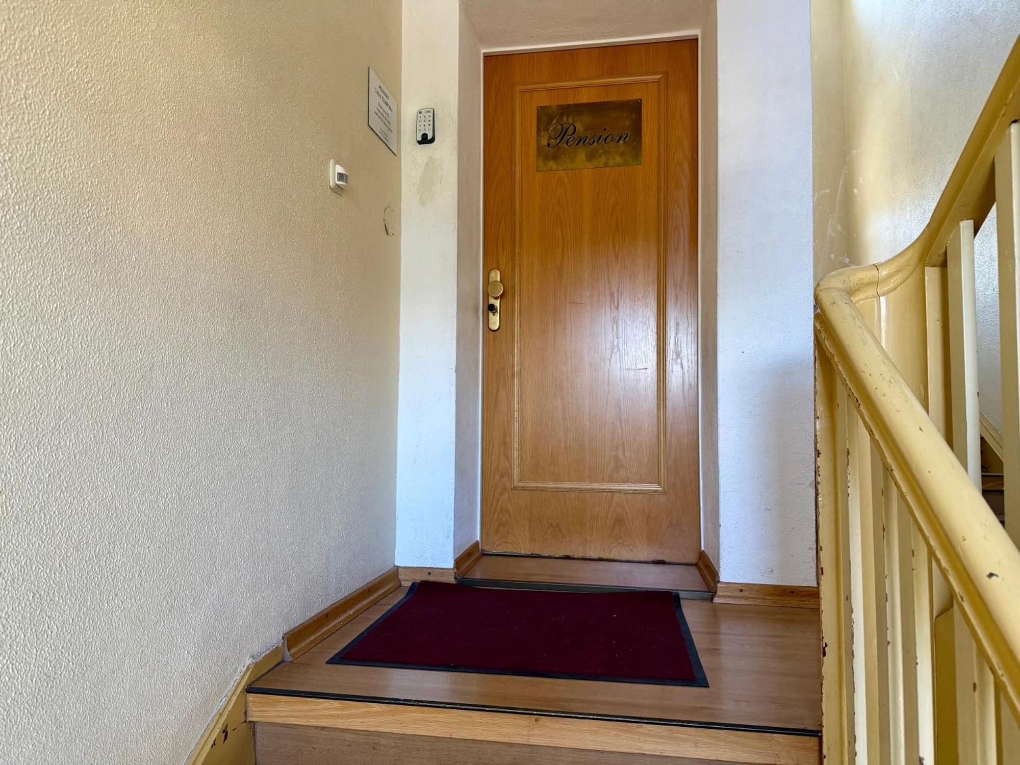 Pension Casa Tempora Мюнхен Екстер'єр фото
