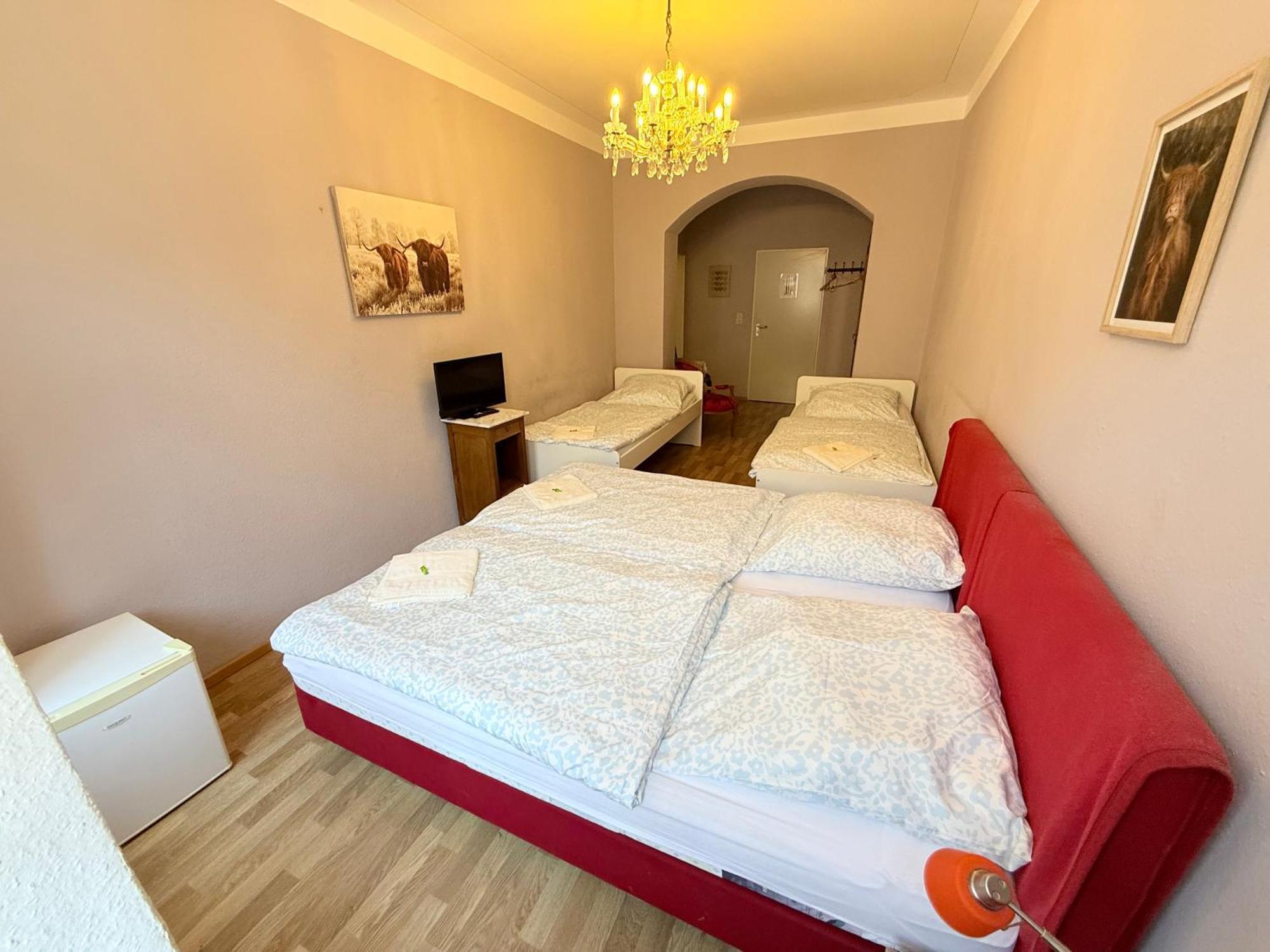 Pension Casa Tempora Мюнхен Екстер'єр фото