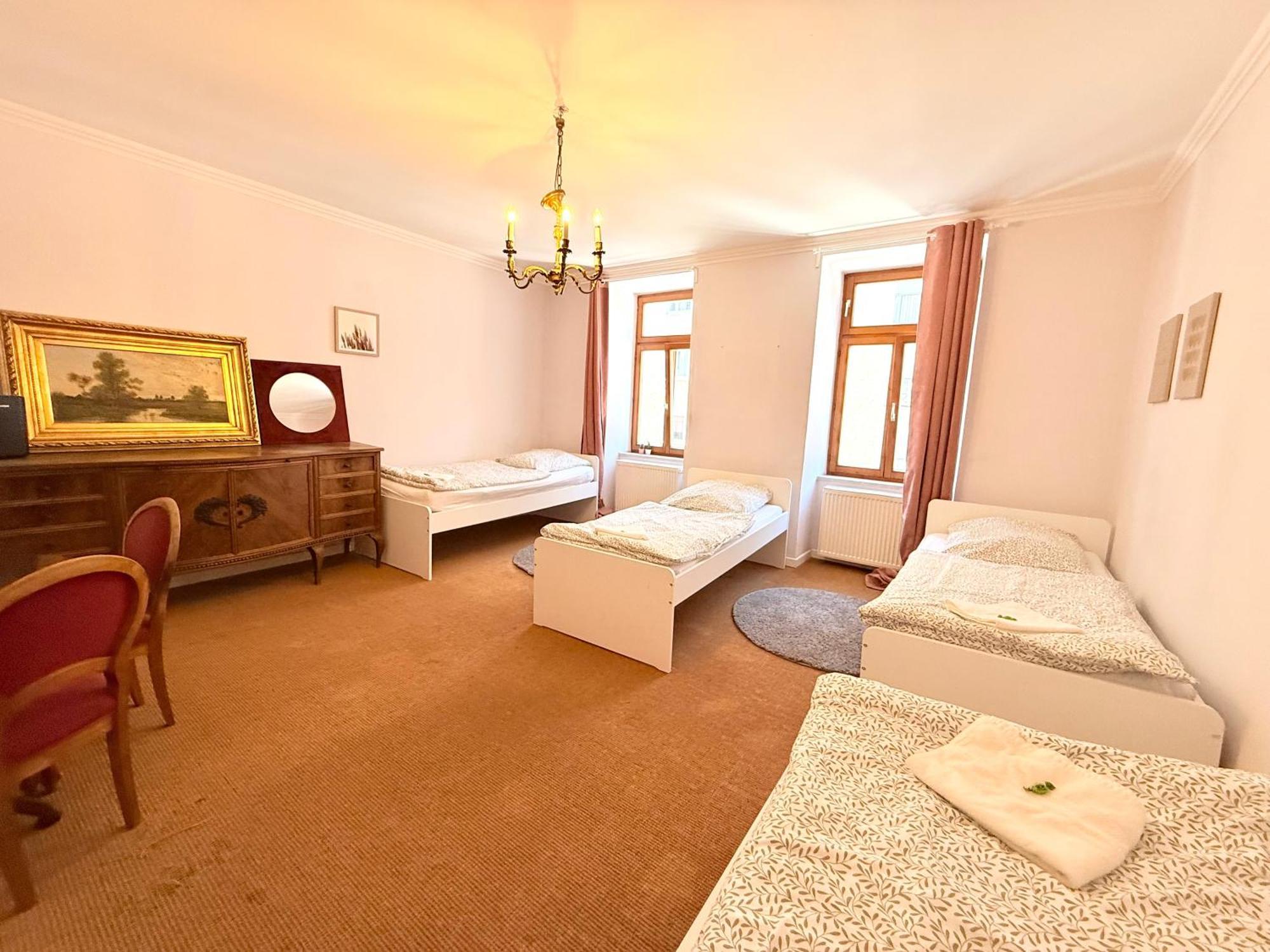 Pension Casa Tempora Мюнхен Екстер'єр фото