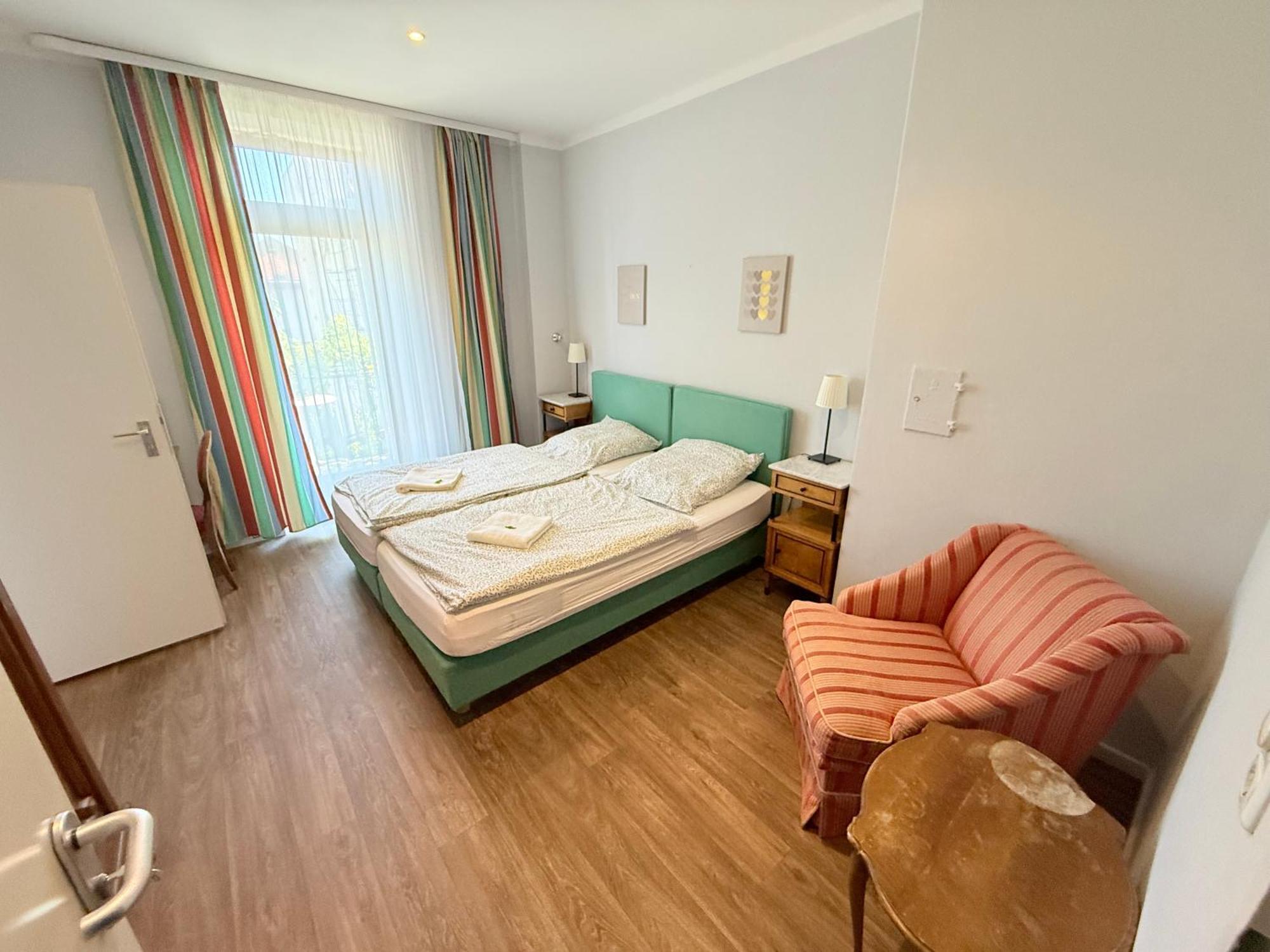 Pension Casa Tempora Мюнхен Екстер'єр фото