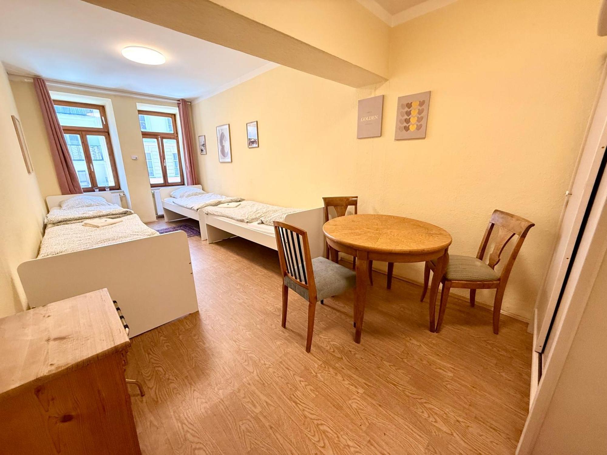 Pension Casa Tempora Мюнхен Екстер'єр фото