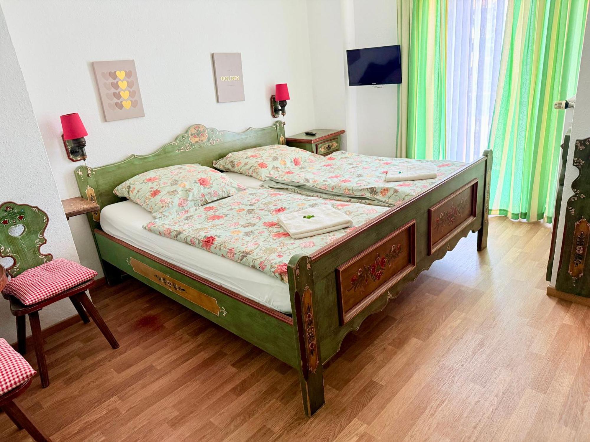 Pension Casa Tempora Мюнхен Екстер'єр фото